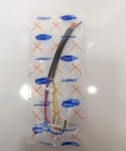 Alternative view of سوکت پشت چراغ جلو پژو405و پرایدو پیکان دیناپارت