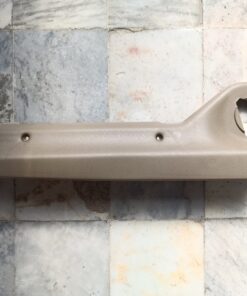 Alternative view of قاب بیرونی بژ بغل کفی صندلی جلو چپ پژو 405 دیناپارت